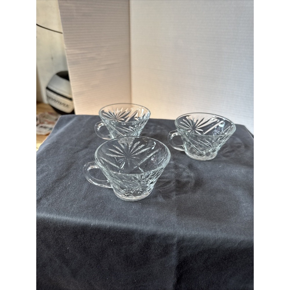 VTG 1950s Anchor Hocking STARBURST Punch Bowl/Drink Cups. Nice Condition.